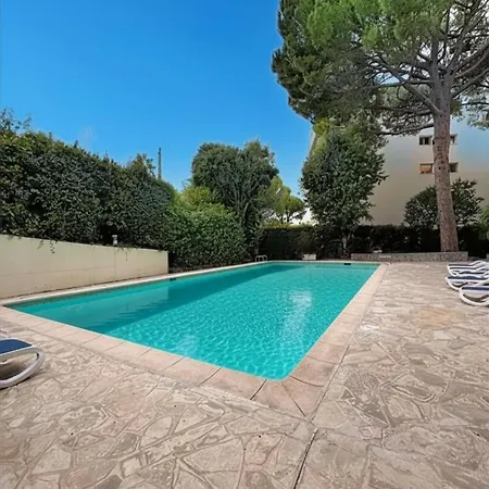 Charmant Studio Dans Residence Piscine A Cannes 戛纳